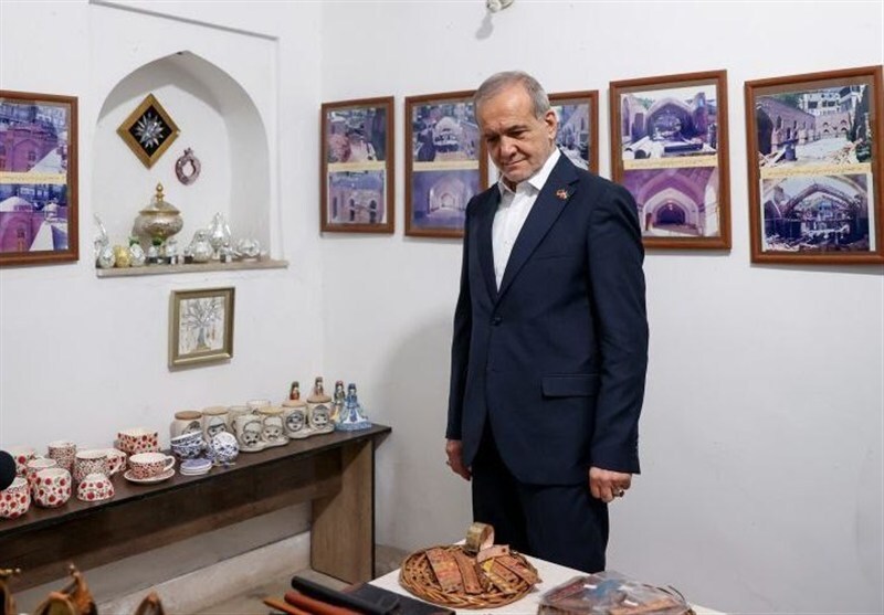بازدید پزشکیان از مسجد کبود ایروان