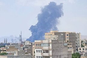 فیلم | اولین تصاویر آتش‌سوزی در نزدیکی فرودگاه تبریز