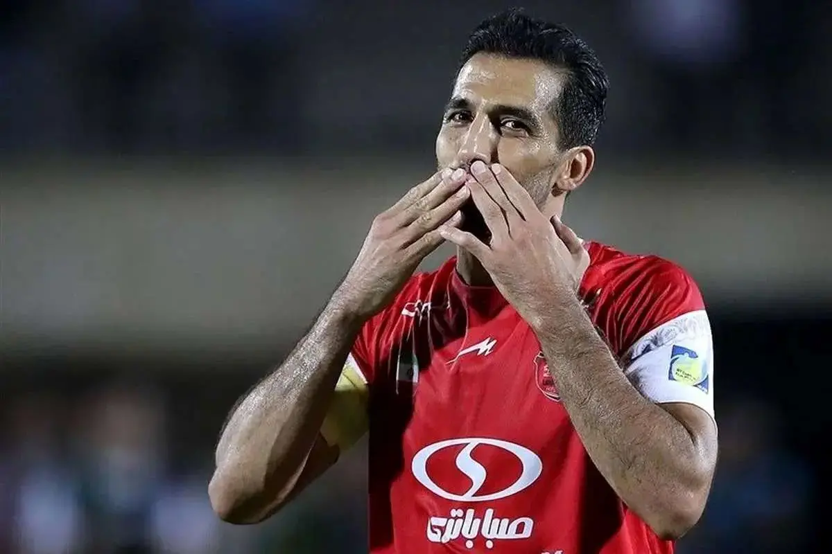 باشگاه پرسپولیس قرارداد امیری را ثبت نکرد!
