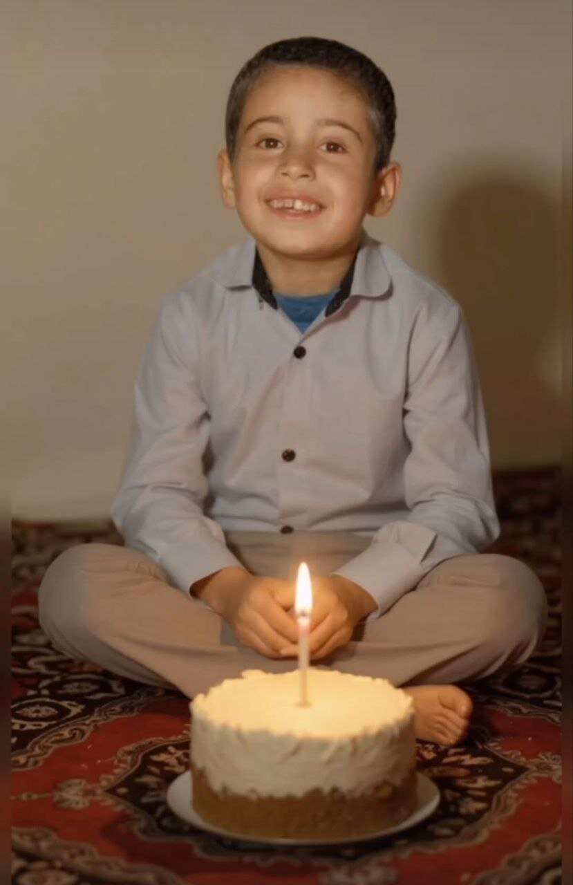 عکس | تصویری که محسن چاوشی برای تولد ۴۵ سالگی‌اش از دوران کودکی منتشر کرد