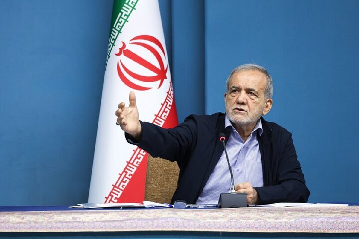 پزشکیان: به جای حل مشکلات به دنبال تغییر آدم‌ها هستیم