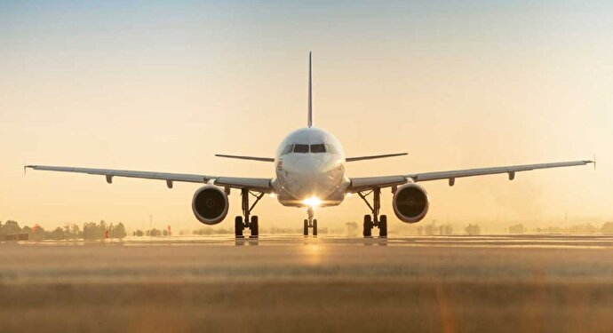 فیلم | فرود زیبای هواپیمای A380 امارات در فرودگاه هیثرو لندن