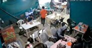فیلم | لحظه دلخراش زیر گرفتن مشتریان توسط خودروی سواری داخل رستوران!