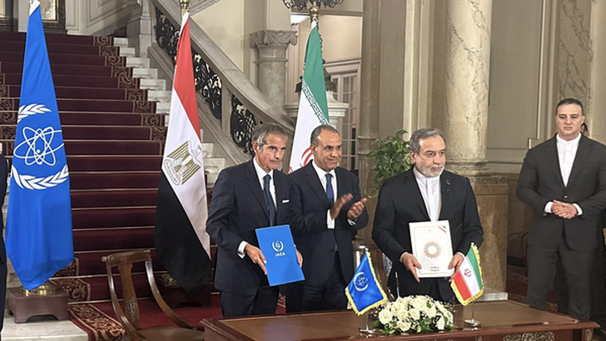 گروسی: بر سر جزئیات از سرگیری بازرسی در ایران به توافق رسیدیم