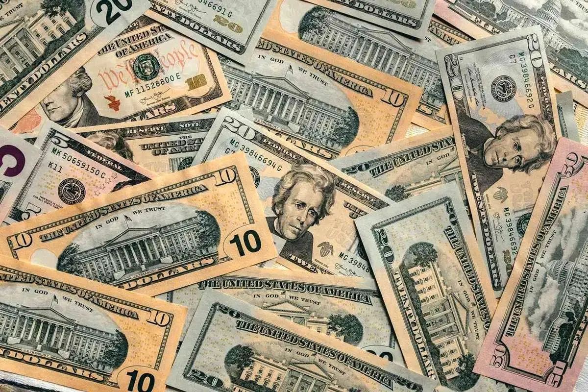 قیمت دلار امروز یکشنبه ۲۳ شهریور ۱۴۰۴