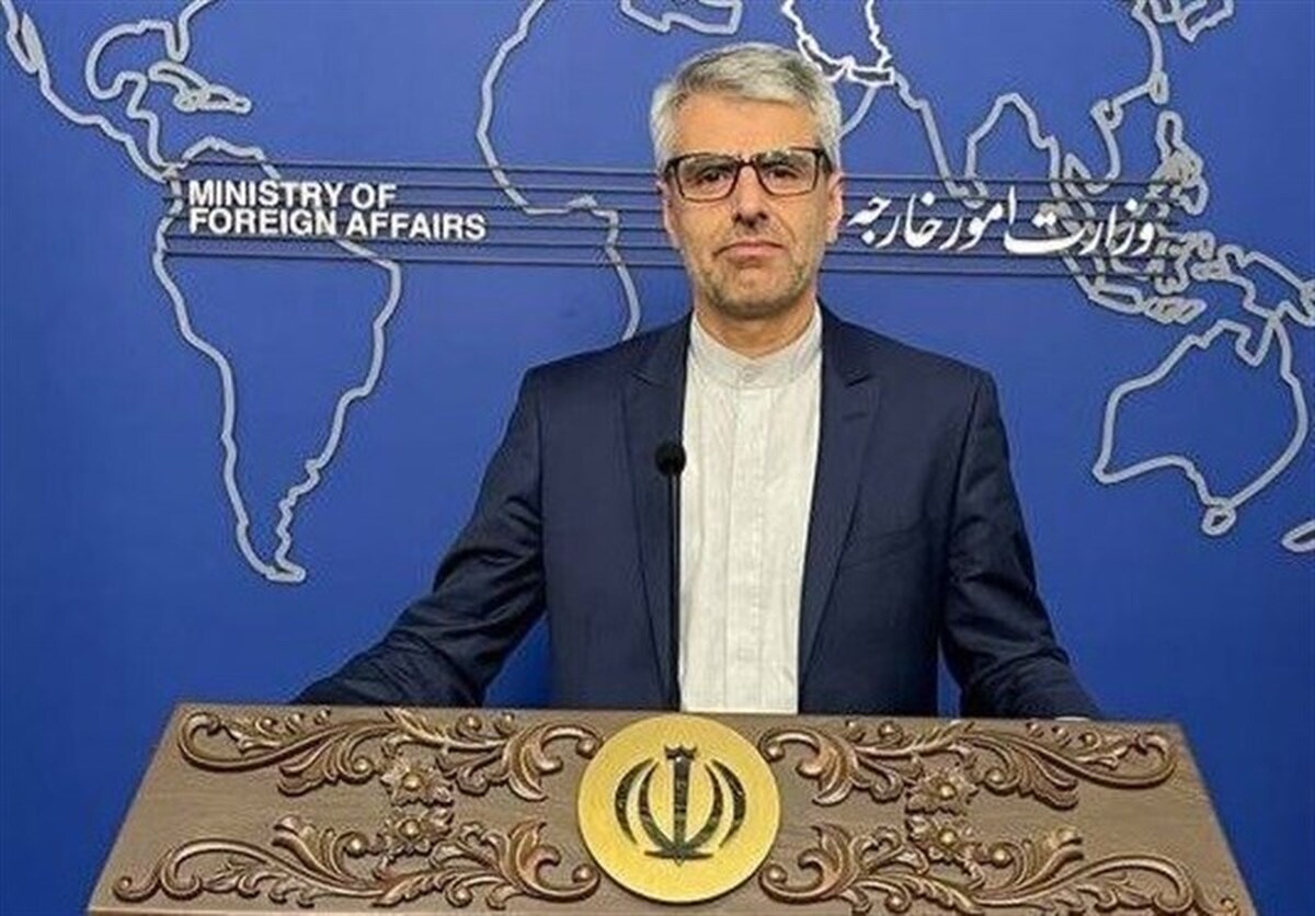 واکنش بقایی به اظهارات مکرون درباره مکانیسم ماشه