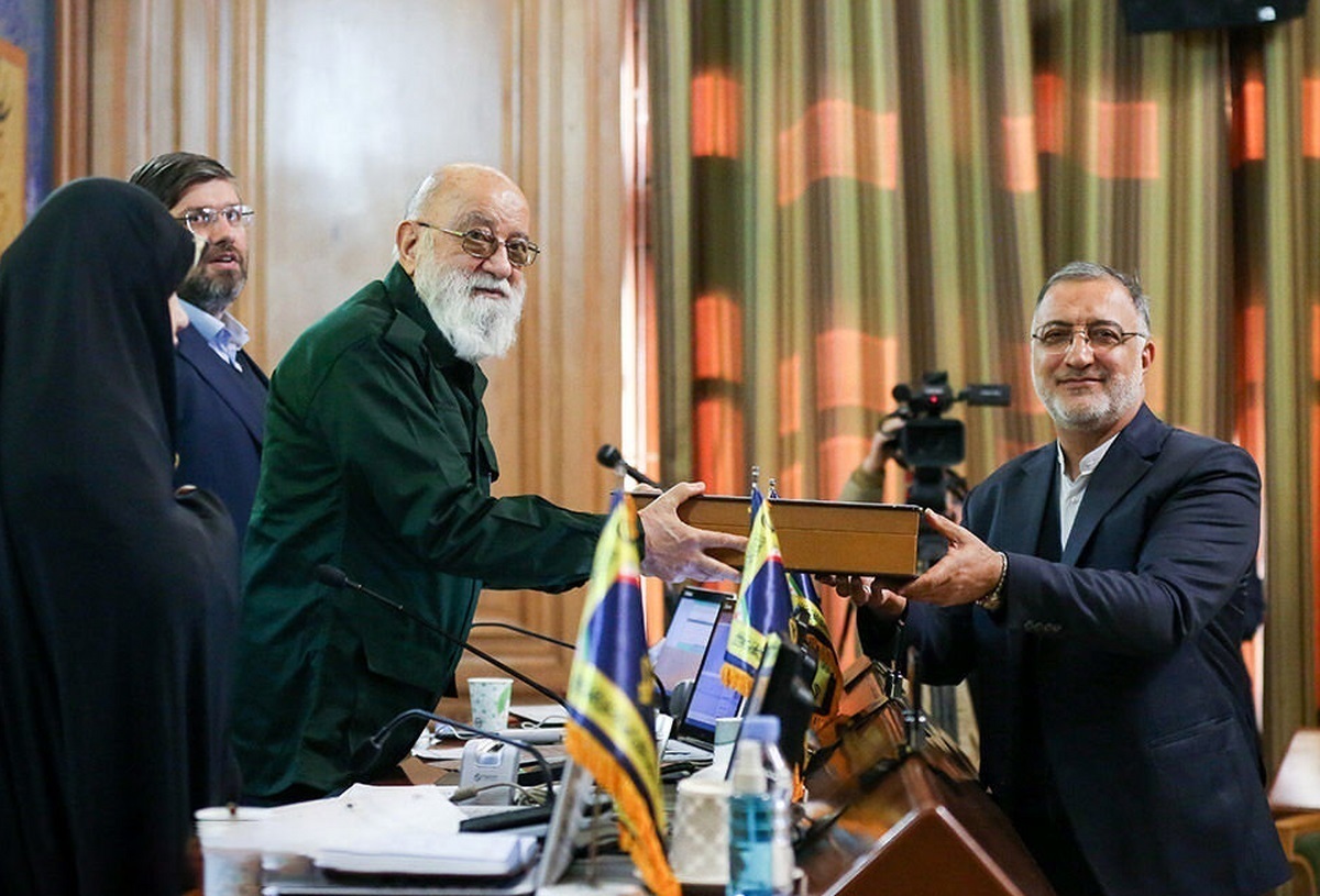 چمران : همه را به جان هم نیندازید