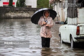 تصاویر | بارش شدید باران و آبگرفتگی معابر در آستارا