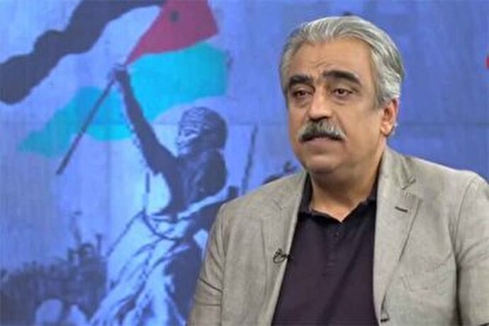 فیلم | آمار عجیب مجری و کارشناس شبکه افق: ۹۰ درصد مردم خواستار ساخت بمب اتم!