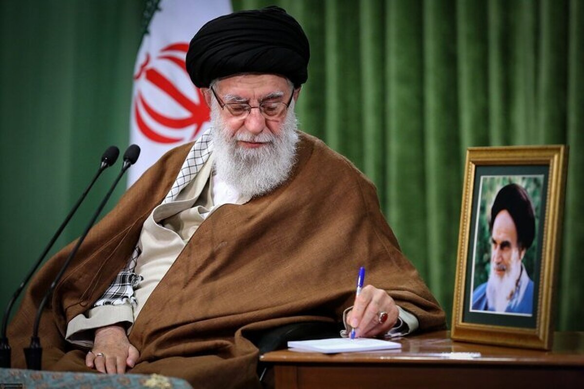 تقریظ رهبر انقلاب بر کتاب «پاسیاد پسر خاک» منتشر شد