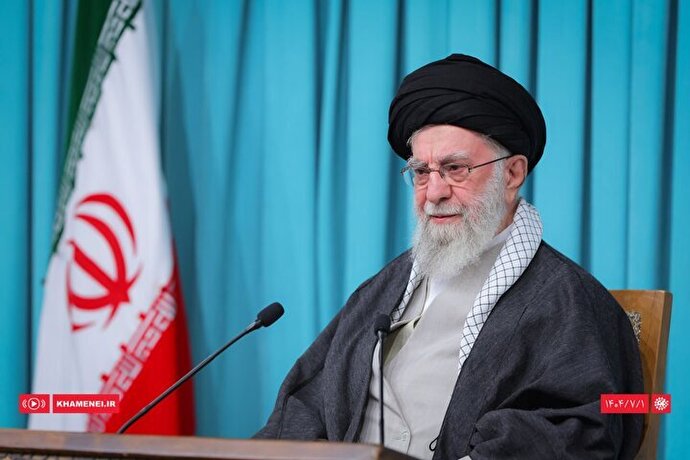 فیلم | رهبر انقلاب: بنا نداریم از سلاح هسته‌ای استفاده کنیم اما غنی‌سازی را داریم