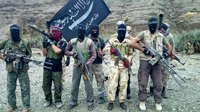 فیلم | تروریست بی‌رحم جیش الظلم به قتل ۳ هموطن اعتراف کرد