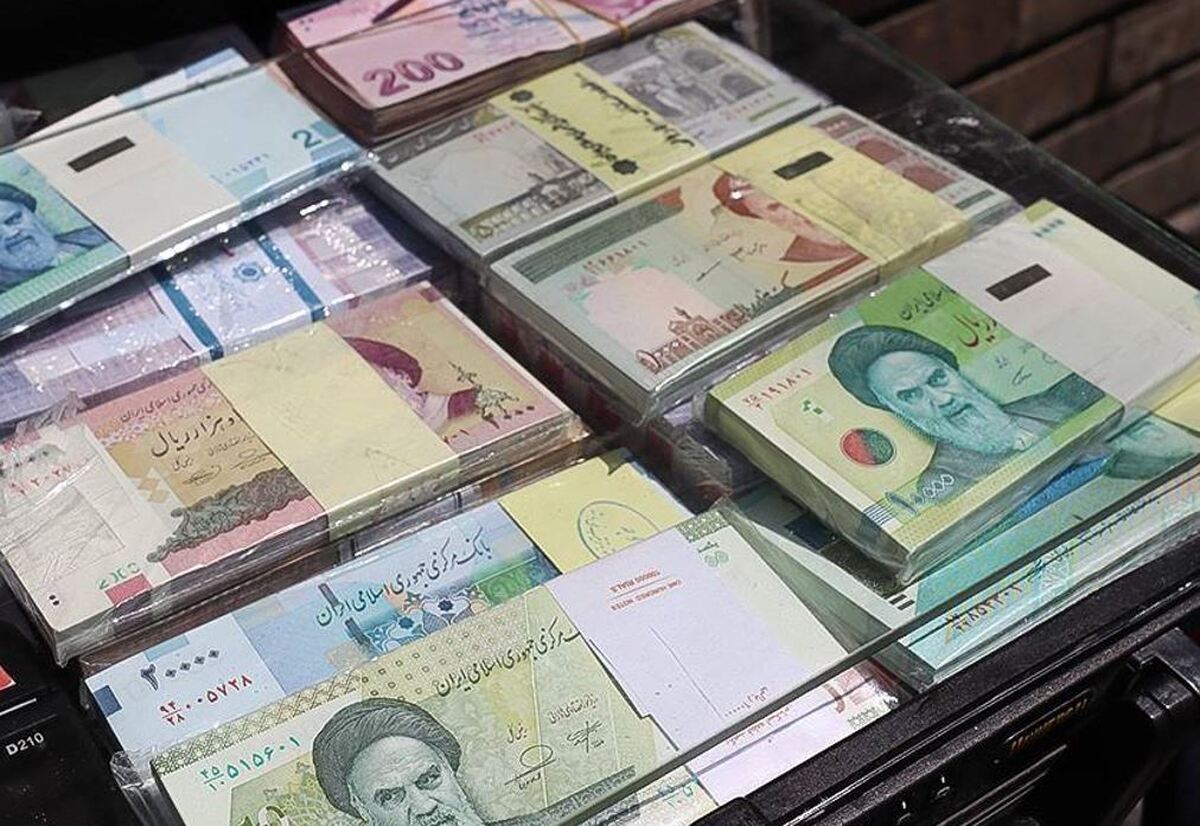 واحد پول ملی «ریال» باقی می‌ماند