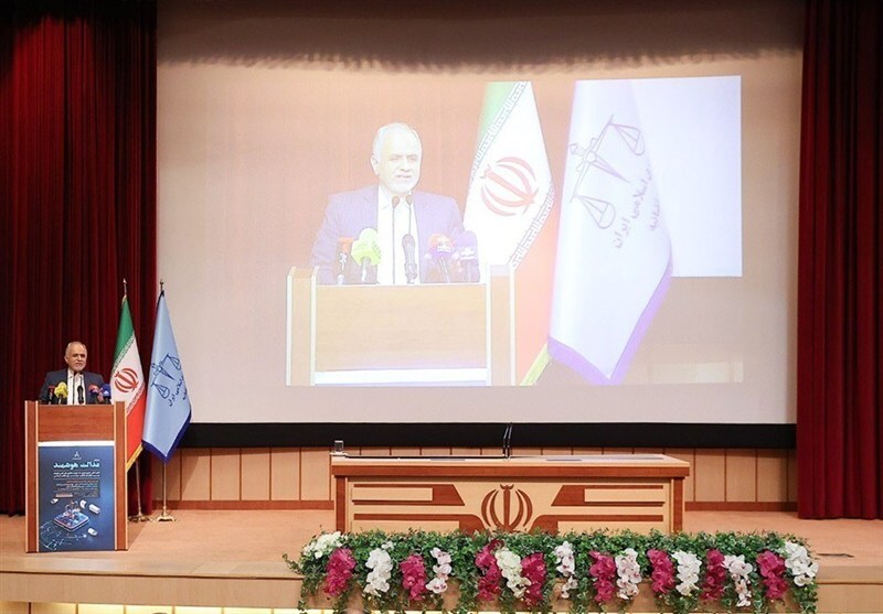 وزیر دادگستری: فناوری برای اجرای حق به کمک قضات آمده است