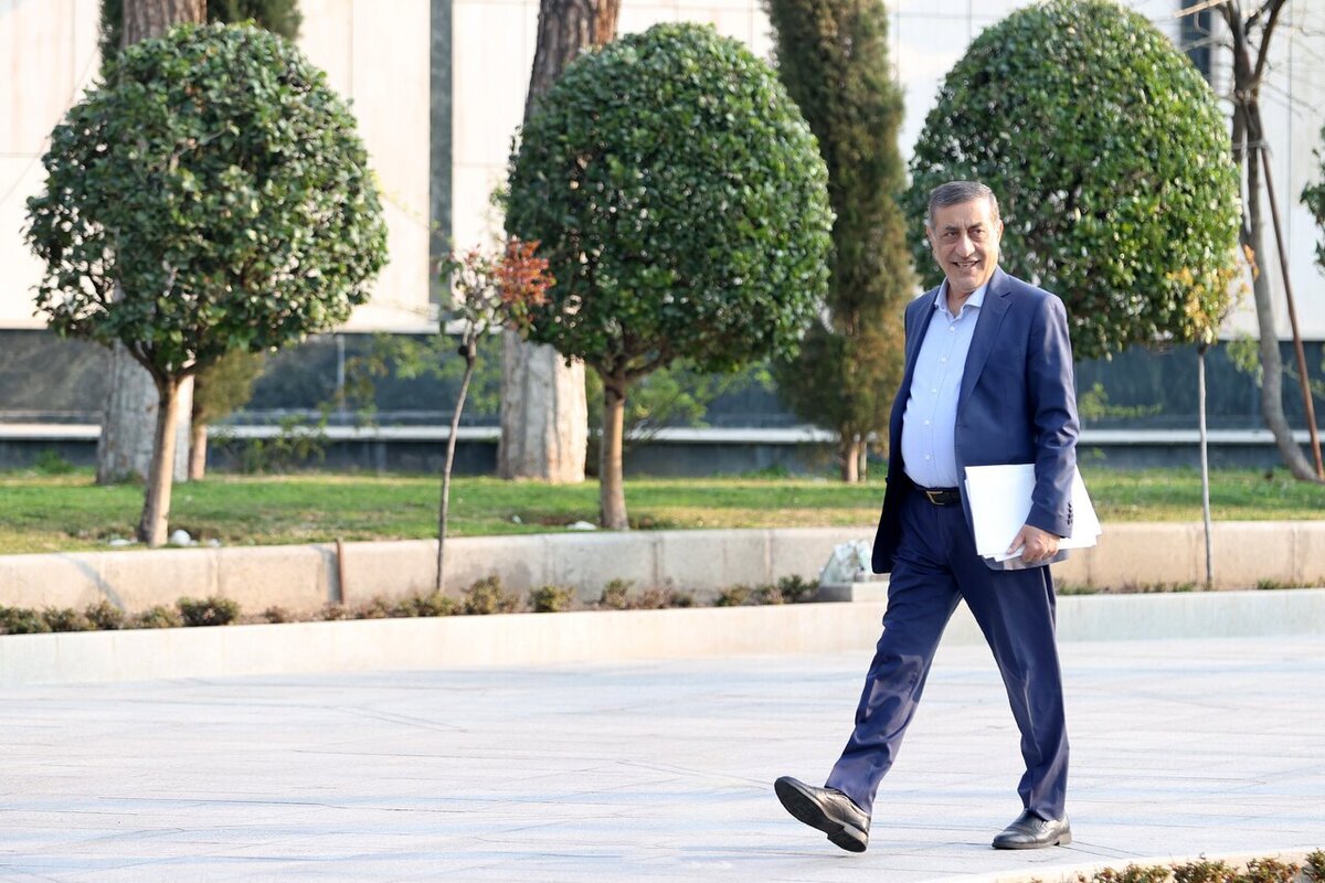 پاسخ عجیب معاون پزشکیان به سوالی درباره زمان رفع فیلترینگ