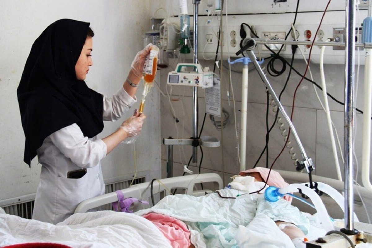 نماینده وزیر بهداشت خواستار توقف پذیرش دانشجوی پرستاری در مراکز غیردولتی شد