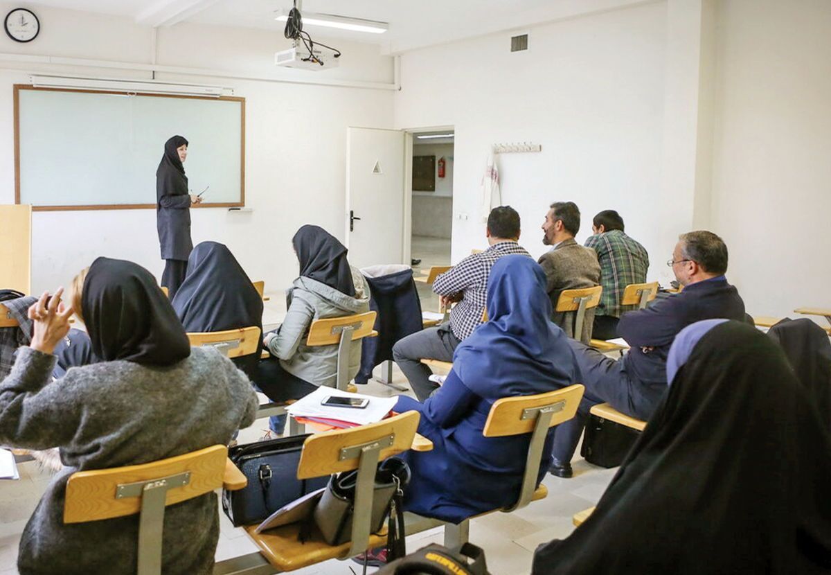 پذیرش دانشجوی پرستاری در مؤسسات «هلال» و «وارستگان» لغو شد