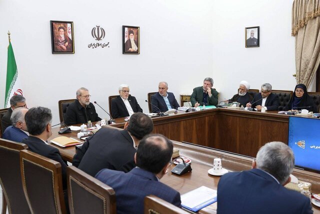 عارف: دولت خود را برای هرگونه شرایطی آماده کرده است