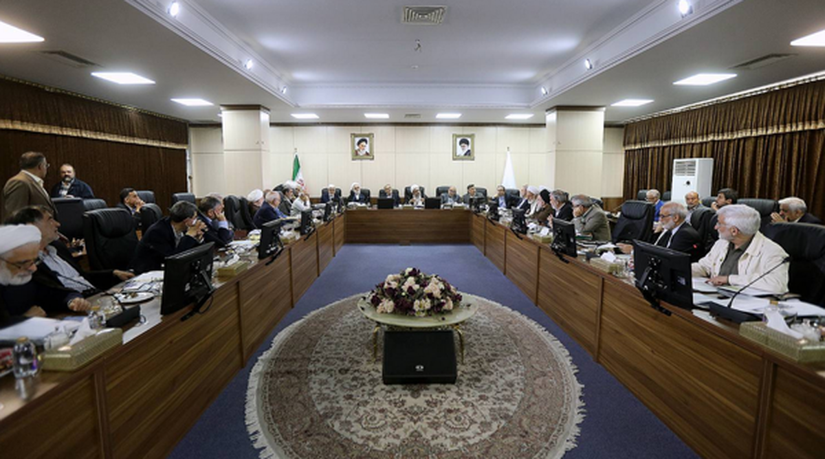 CFT انتخاب میان حفظ استقلال و وابستگی است