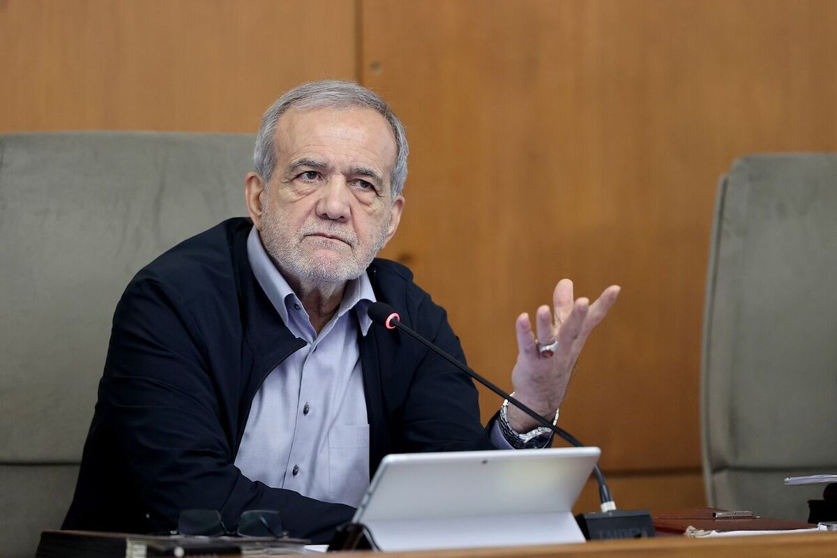 پزشکیان: نیروهای علمی را نباید به صرف یک اظهار نظر محروم کرد