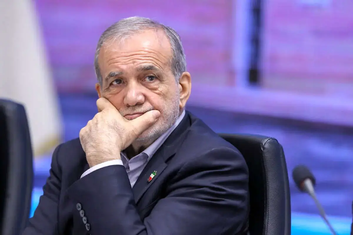 تصمیم برکناری یکی از وزرا کذب محض است