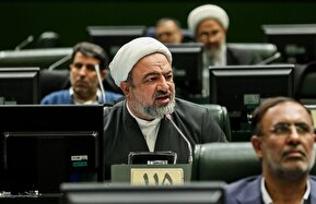 فیلم| رسایی خطاب به قالی باف: اگر شما بخواهید خفه بشویم، خفه می‌شویم