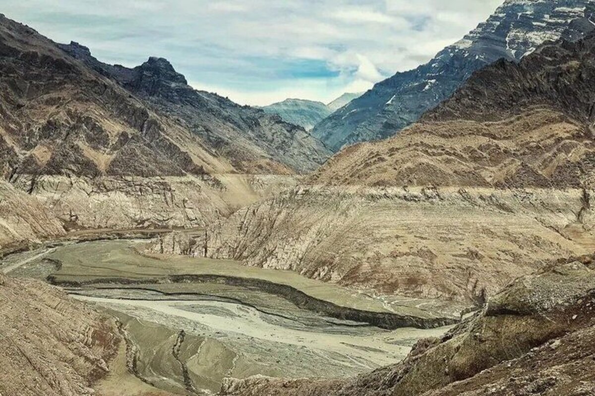 تصاویر/ زاینده‌رود در انتظار قطره‌های آب