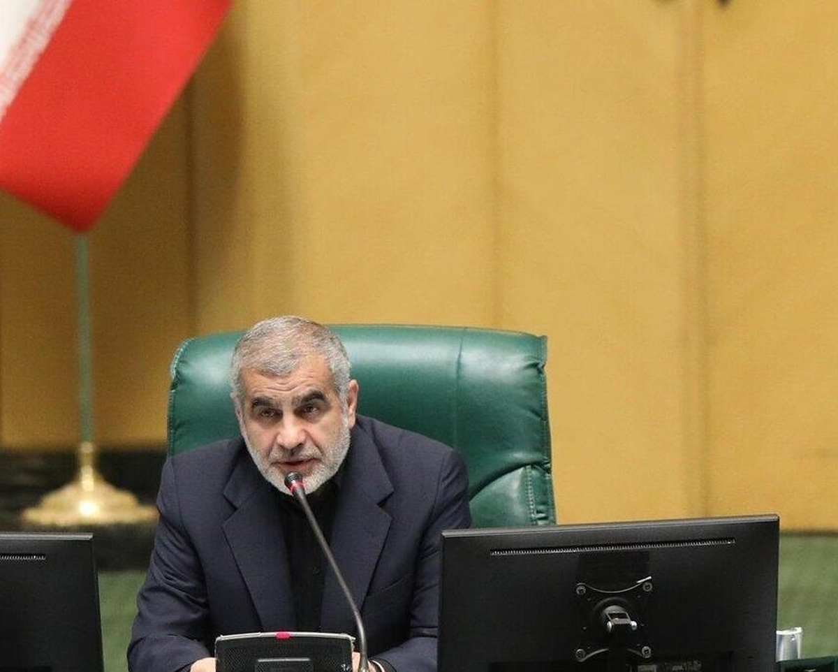 نیکزاد: دشمنان تعطیلی کامل برنامه هسته‌ای صلح‌آمیز ایران را به گور خواهند برد