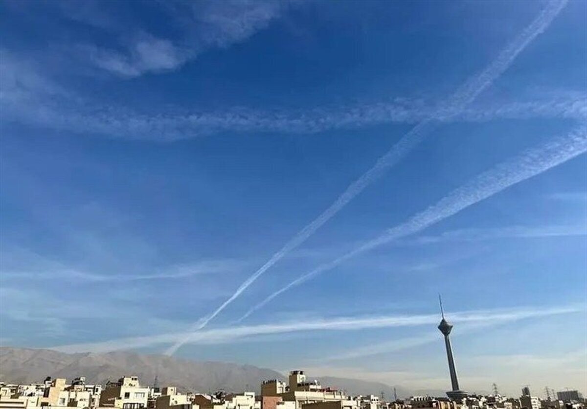 ماجرای ابرهای خط دار جیست؟