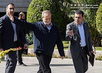 تصاویر| حاشیه جلسه هیات دولت