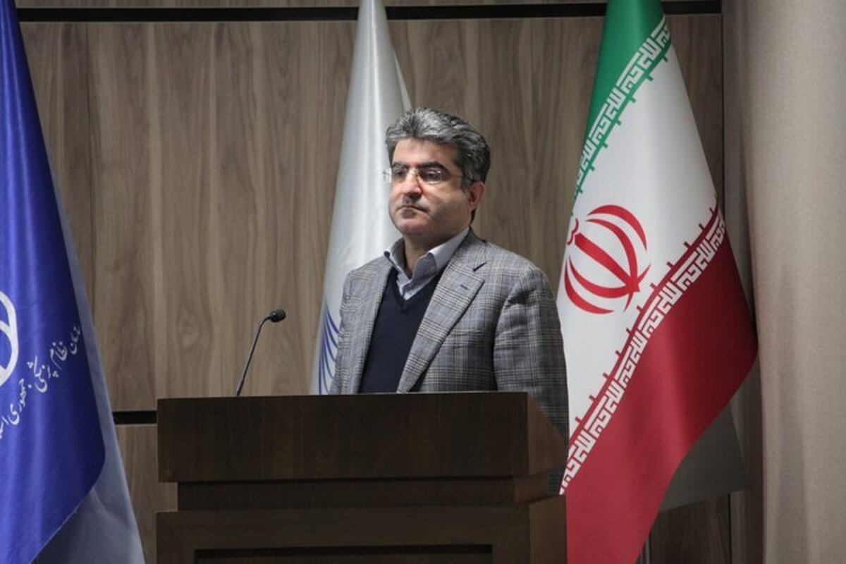 خانم ها اجازه کار در داروخانه ندارند؟