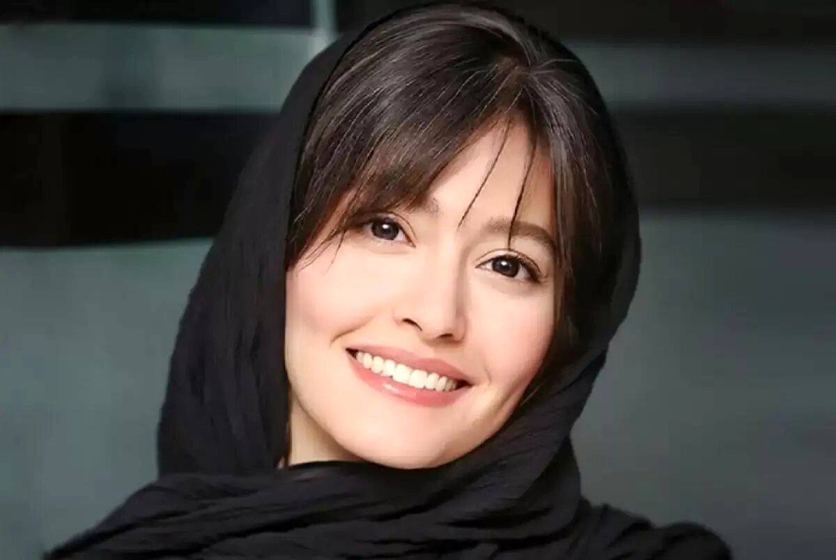 عکس|غلیان احساسات پردیس احمدیه برای گل های یاس خانه اش