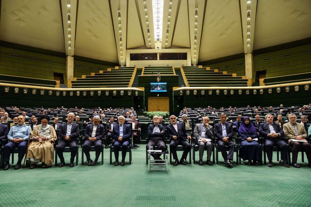 تصمیم دولت به شایسته سالاری و حذف توصیه سالاری