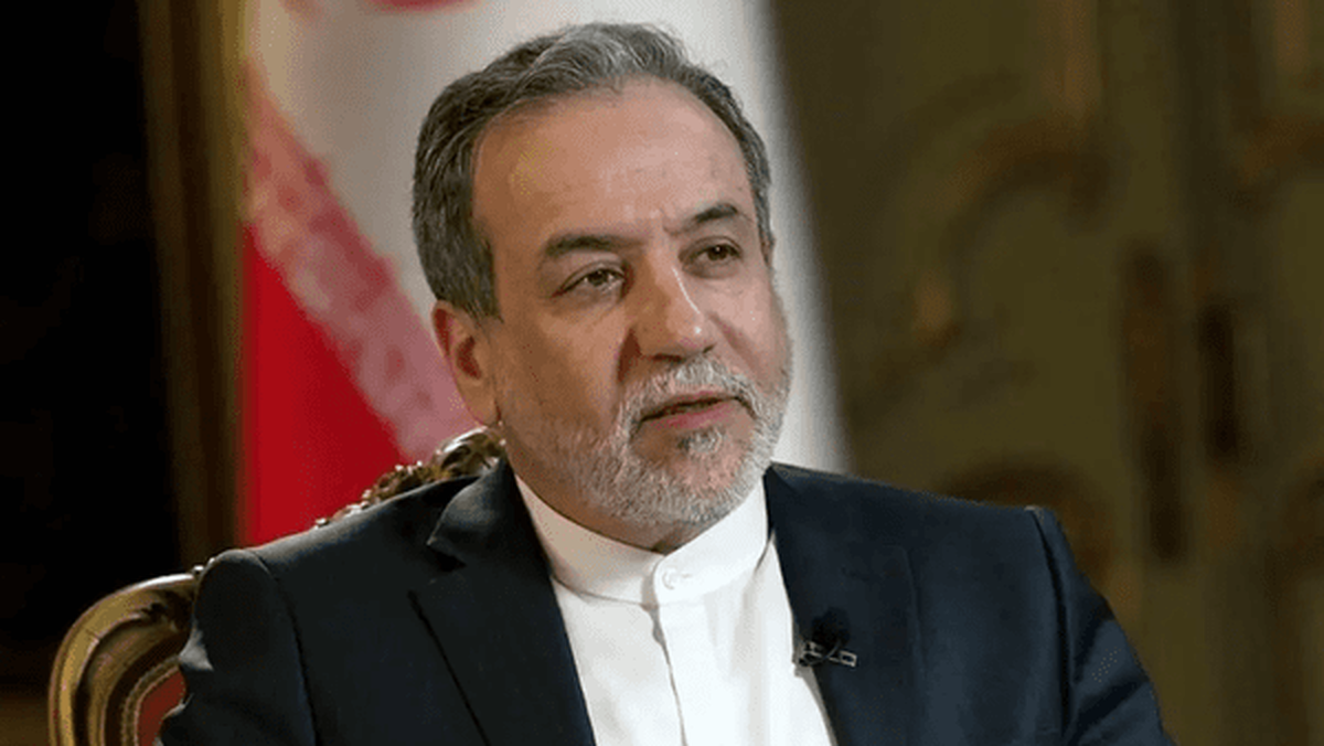 عراقچی: نباید منتظر رفع تحریم ماند؛ مسیرهای دیگر را باز می‌کنیم