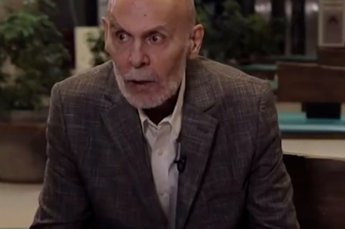 فیلم| تصویر جدیدی از جمشید هاشم‌پور در کهنسالی کنار بهرنگ علوی