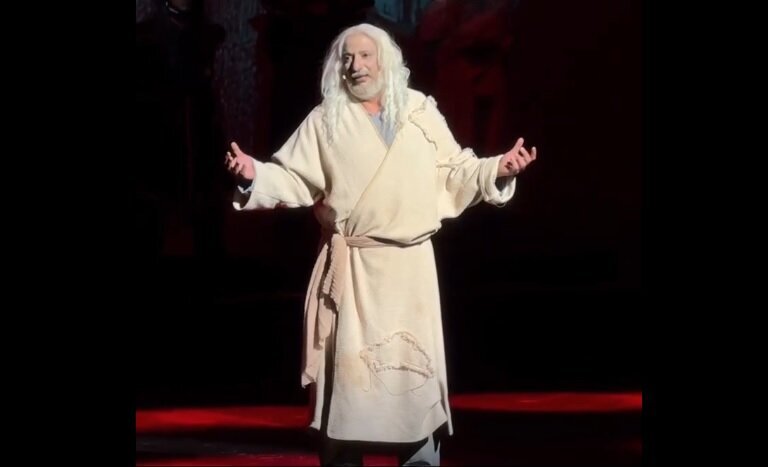 امیر جعفری به جای نوید محمدزاده در نقش فردوسی + عکس امیر جعفری به جای نوید محمدزاده در نقش فردوسی + عکس