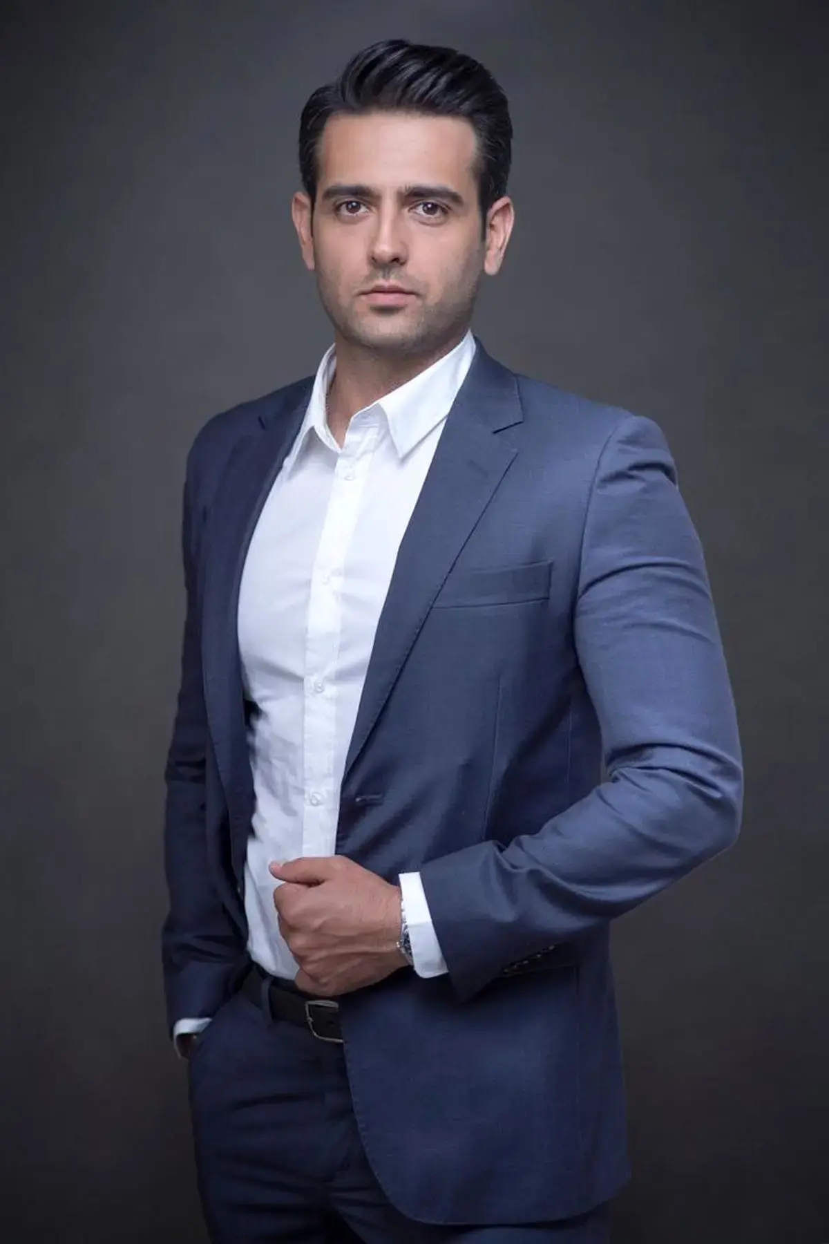 عکس| امیرحسین آرمان برای اولین بار ریش