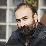 عکس| نگاهی به خونه زندگی مهران احمدی