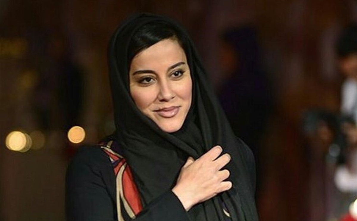 آشا محرابی با سردبیری نمایش رادیویی ‌عالیجناب به رادیو نمایش آمد