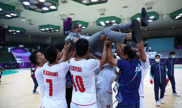 سوءقصد به روح ملی؛ معاندان، قهرمانان را هدف قرار دادند