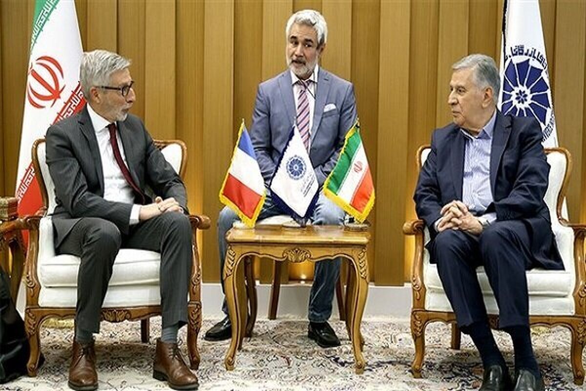 سفیر فرانسه در ایران: نمی‌خواهیم تحریم‌ها پابرجا بماند