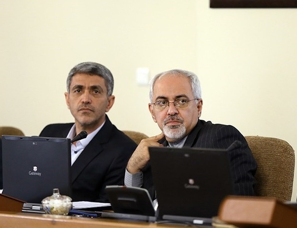 ارگان کارگزاران چرا ارزیابی طیب‌نیا  درباره ظریف را به یاد نمی‌آورد؟