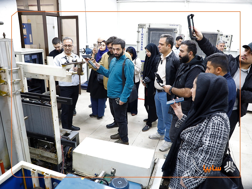 بازدید رسانه‌ها از خطوط پیشرفته رادیاتور ایران