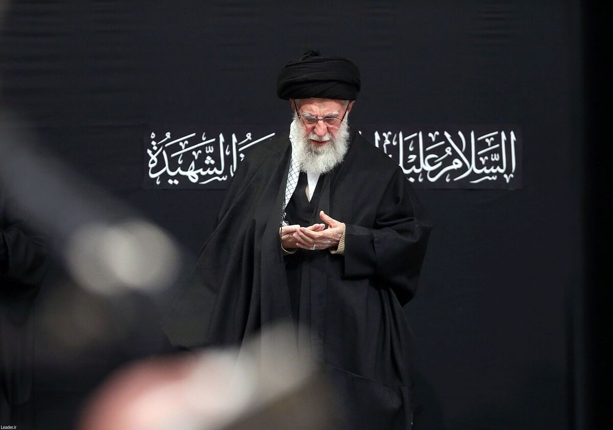 دومین شب عزاداری شهادت حضرت فاطمه(س) با حضور رهبر انقلاب