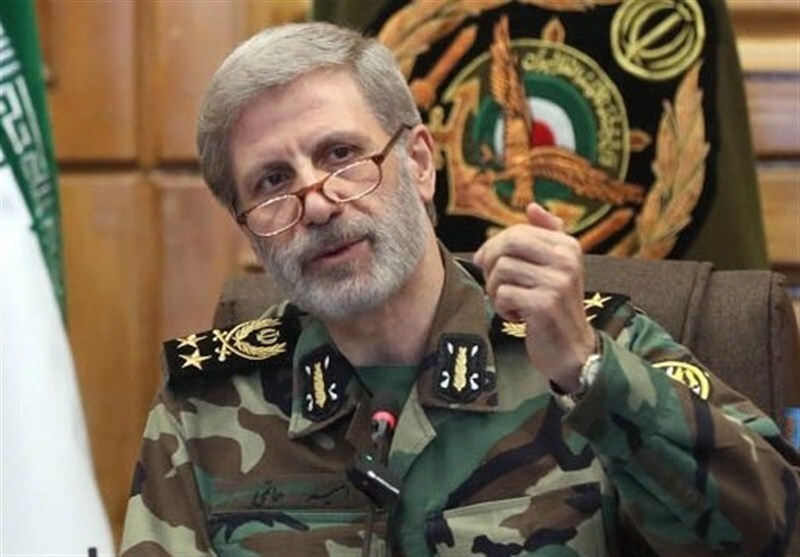 بسیج نقش بی بدیلی در مقابله با توطئه دشمنان ایفا کرده است