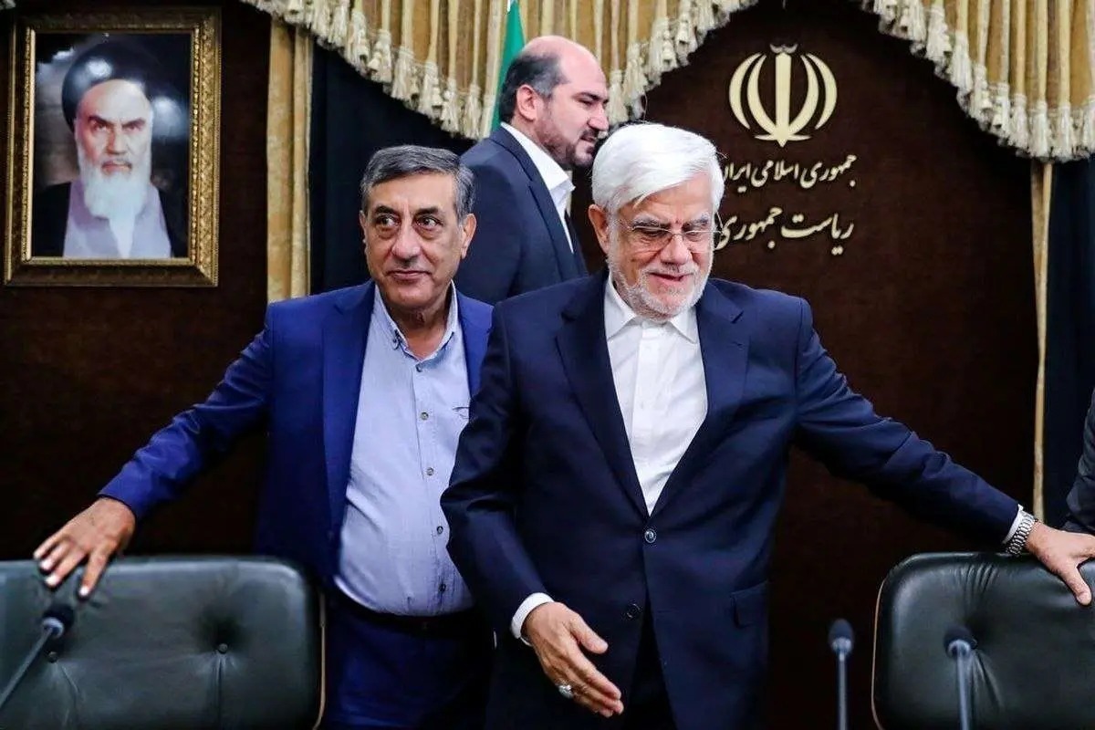 جنجال سیاسی در دولت| معاون پزشکیان در تلاش برای کنار گذاشتن عارف است؟