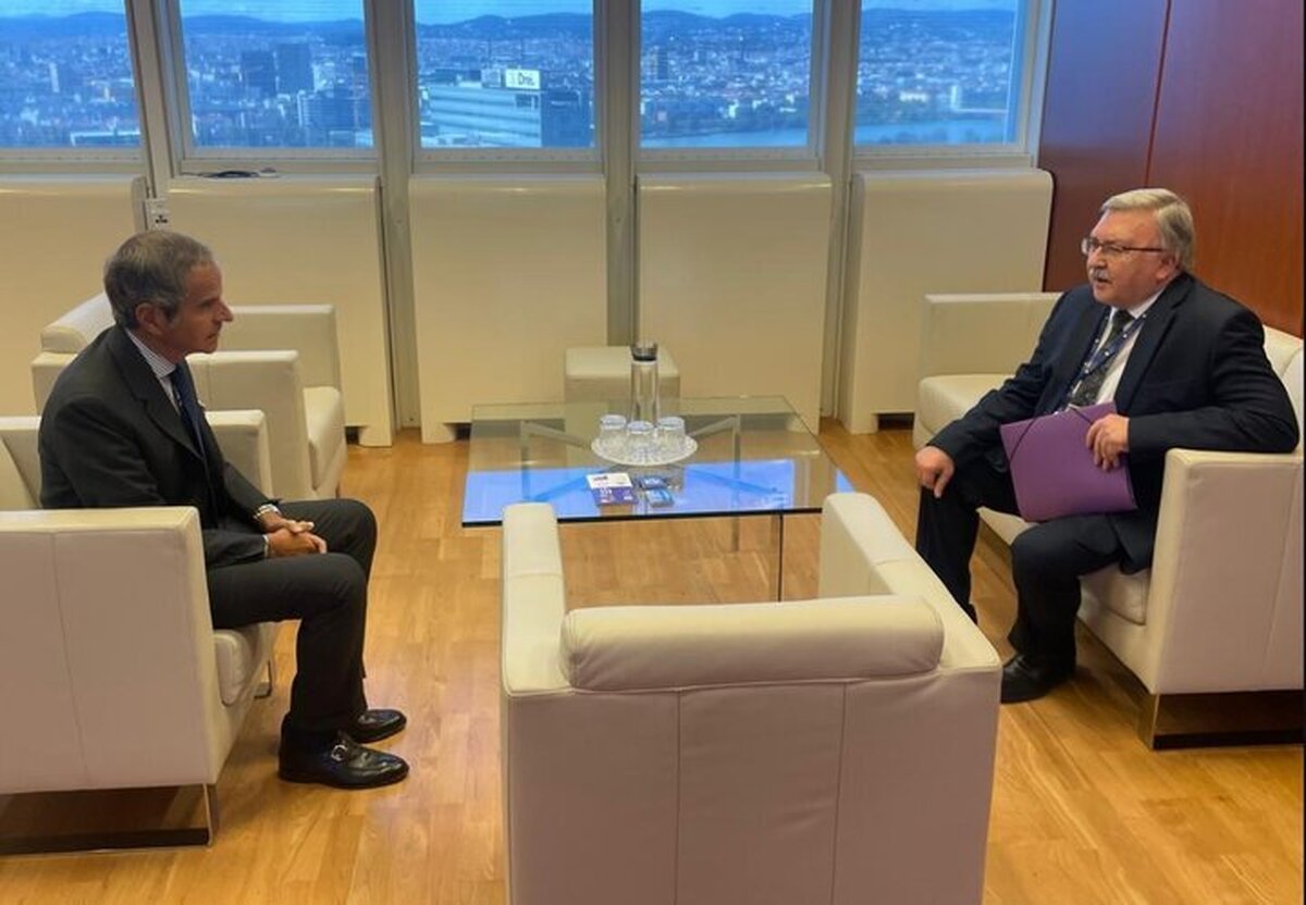 رایزنی اولیانوف با گروسی درباره موضوع هسته‌ای ایران