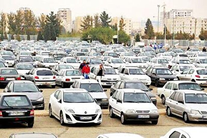 فیلم| وقتی خودرو در ایران گران‌تر از کشورهای همسایه‌ است، پاسخگو کیست؟