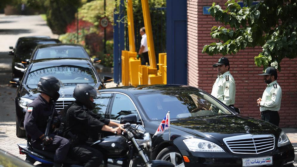 وزارت خارجه واردکننده خودرو شد