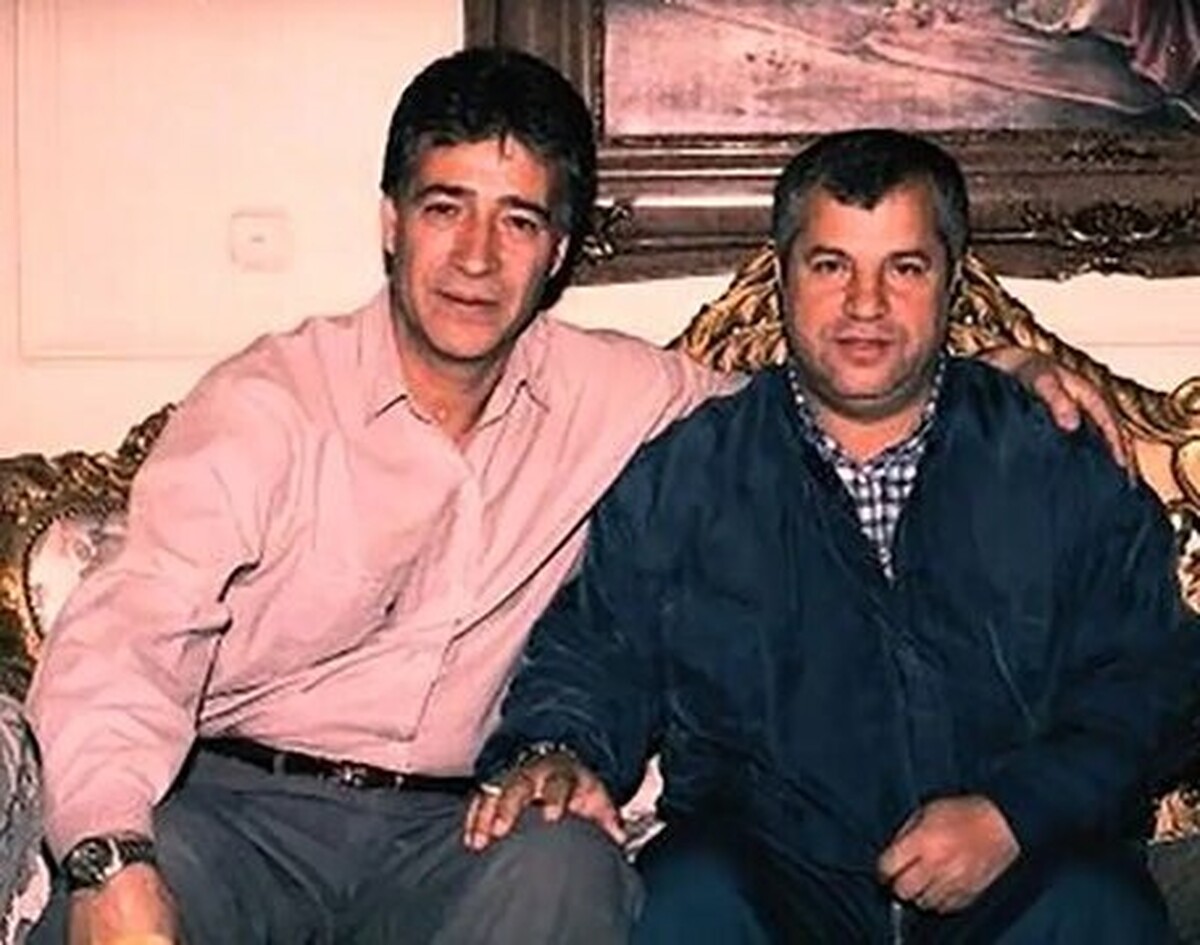 عکس| عکس‌های دیده نشده از علی پروین و ناصر حجازی در آزمایشگاه!